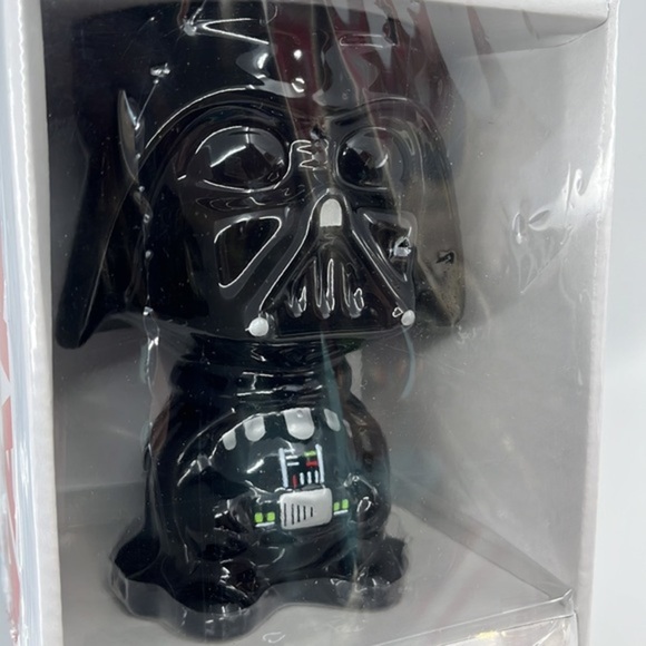 The Ultimate Sith Sip: Darth Vader Goblet with‎ Hot Chocolate Mix - Picture 8 of 10